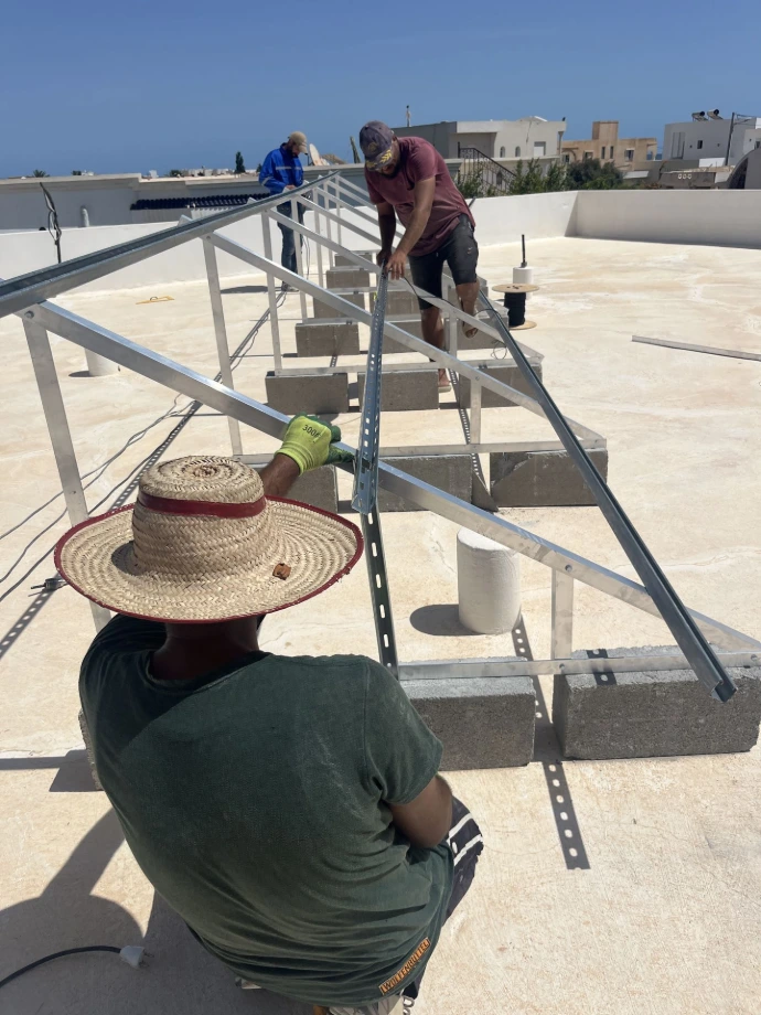 STRUCTURE EN ALIMUNIUM